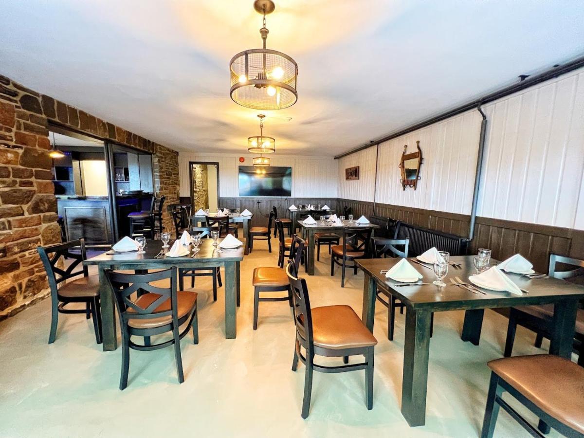 Inn At The Falls Bracebridge Extérieur photo