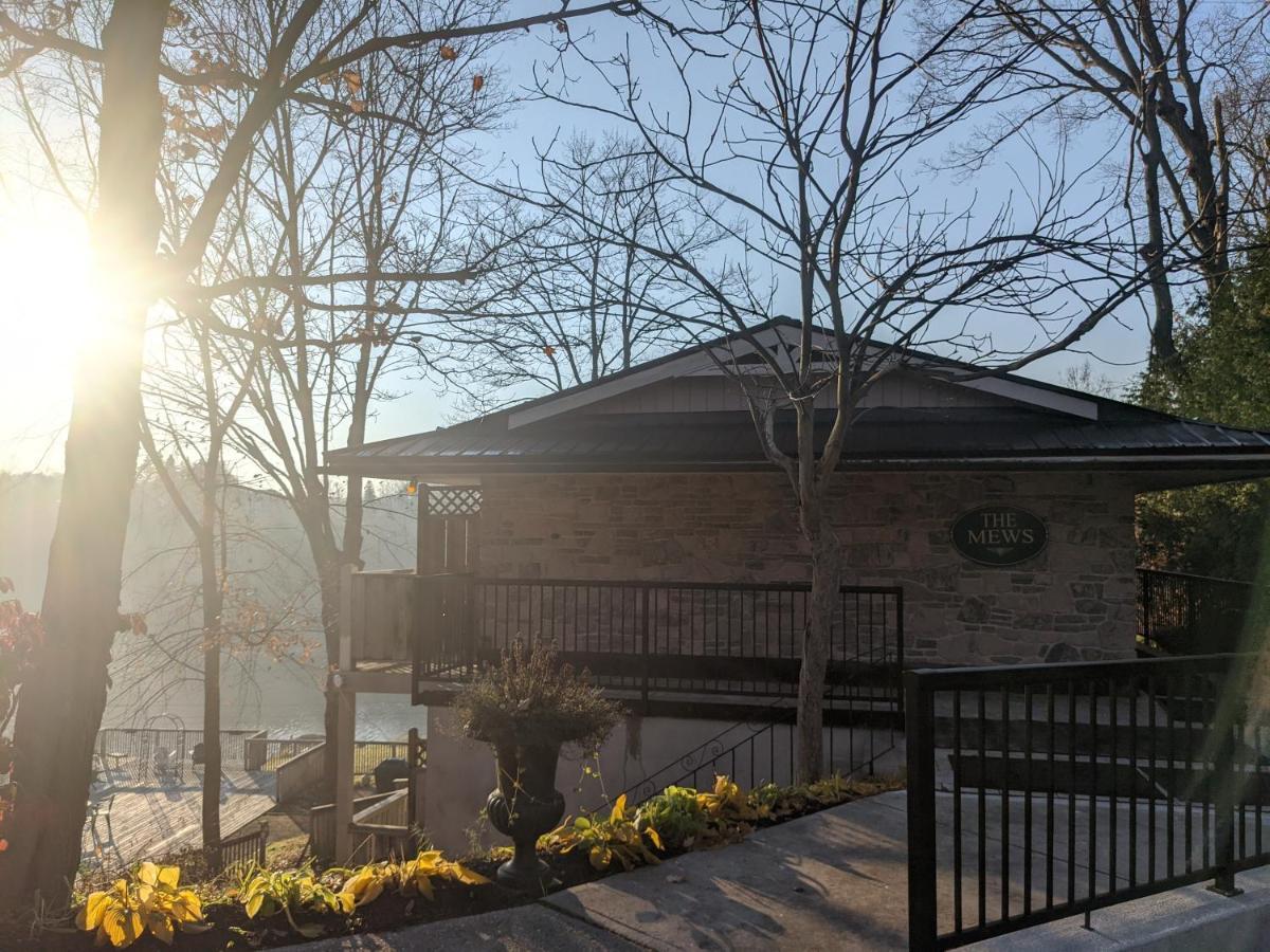 Inn At The Falls Bracebridge Extérieur photo